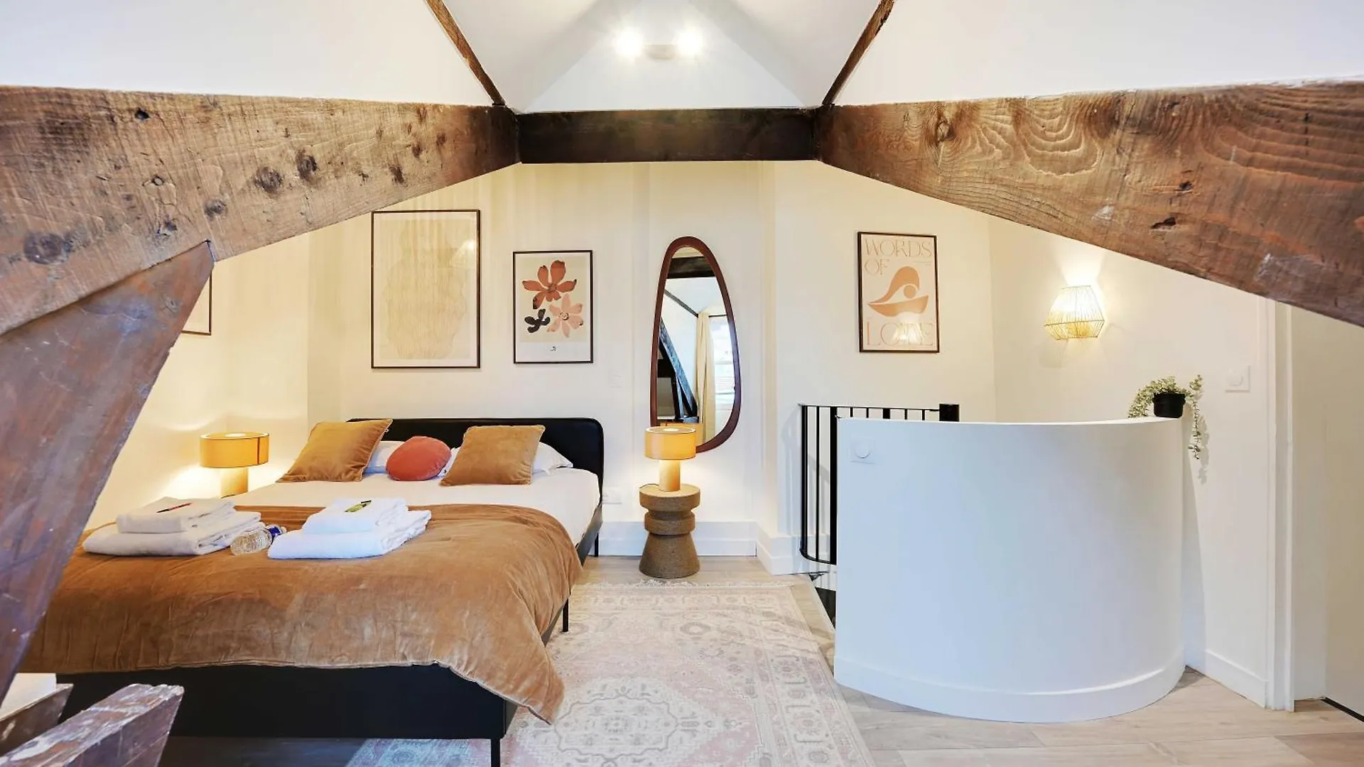 Charming Duplex - 1Br-2P - Le Marais Appartement Parijs